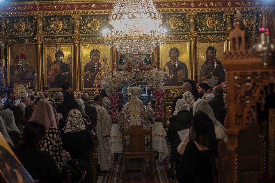 صلوات من قلب المعاناة.. مسيحيو غزة يحيون