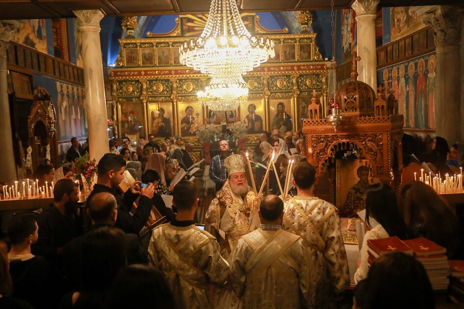 صلوات من قلب المعاناة.. مسيحيو غزة يحيون