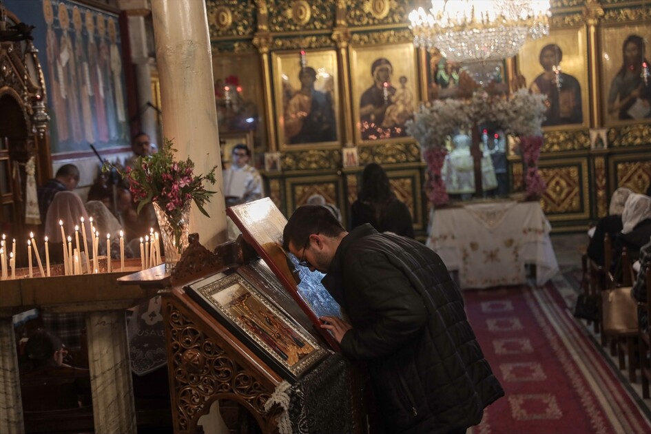 صلوات من قلب المعاناة.. مسيحيو غزة يحيون