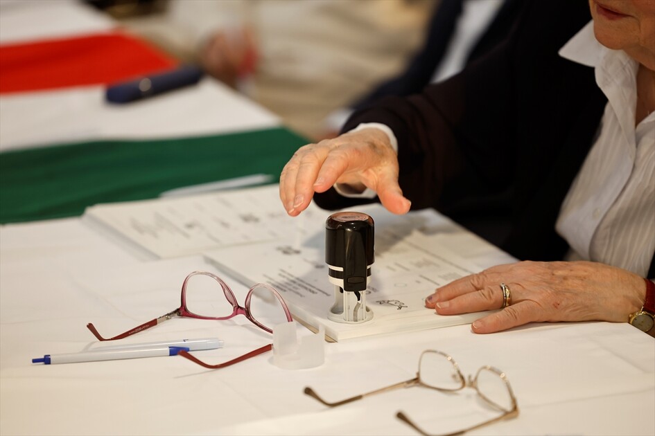 Macaristan genel seçim için sandık başında