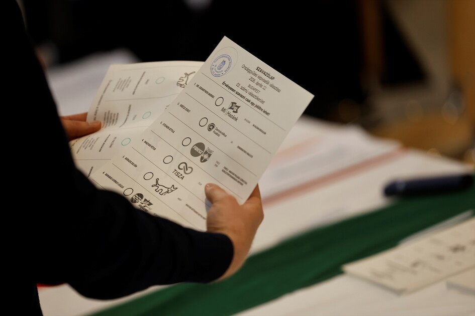 Macaristan genel seçim için sandık başında