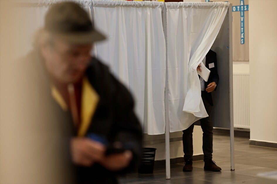 Macaristan genel seçim için sandık başında