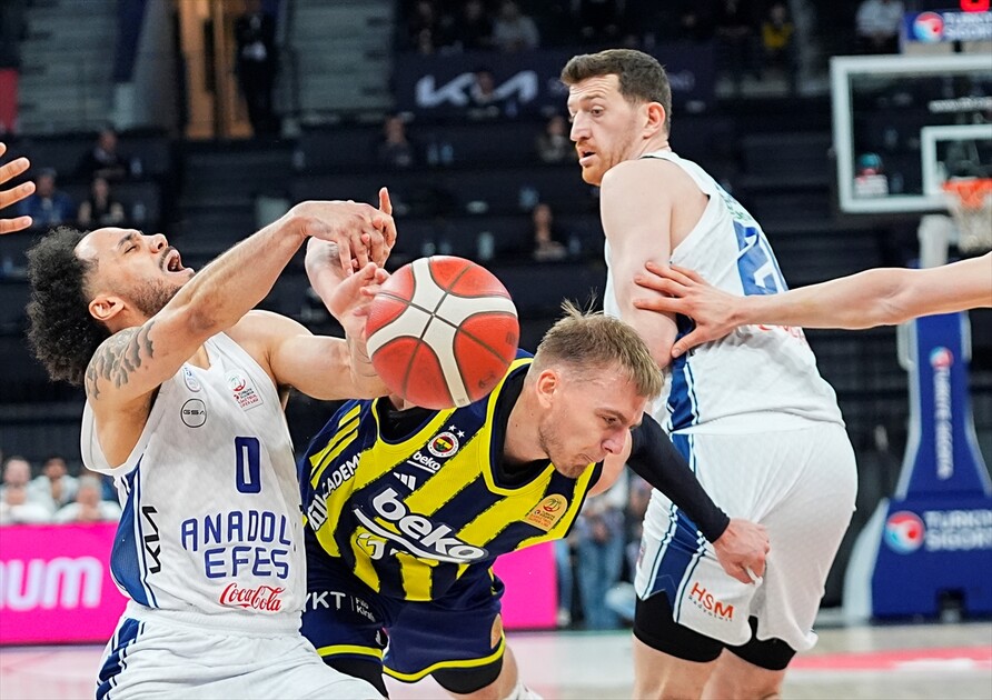 Anadolu Efes - Fenerbahçe Beko