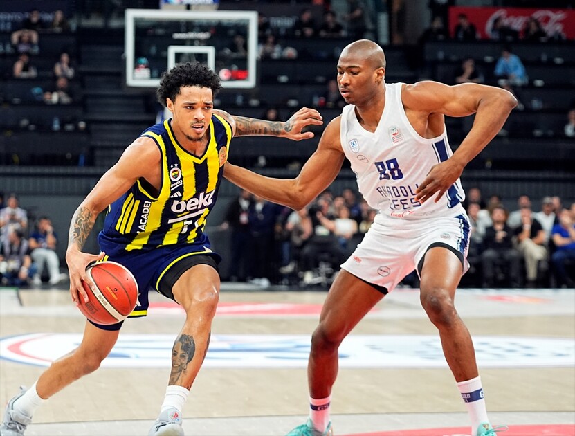Anadolu Efes - Fenerbahçe Beko