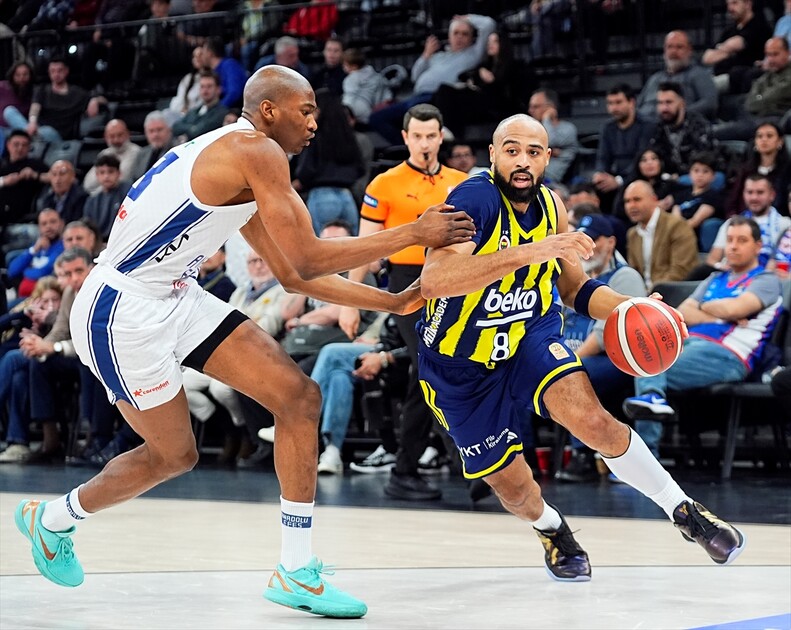 Anadolu Efes - Fenerbahçe Beko