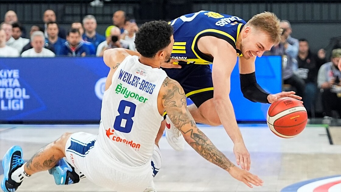 Anadolu Efes - Fenerbahçe Beko