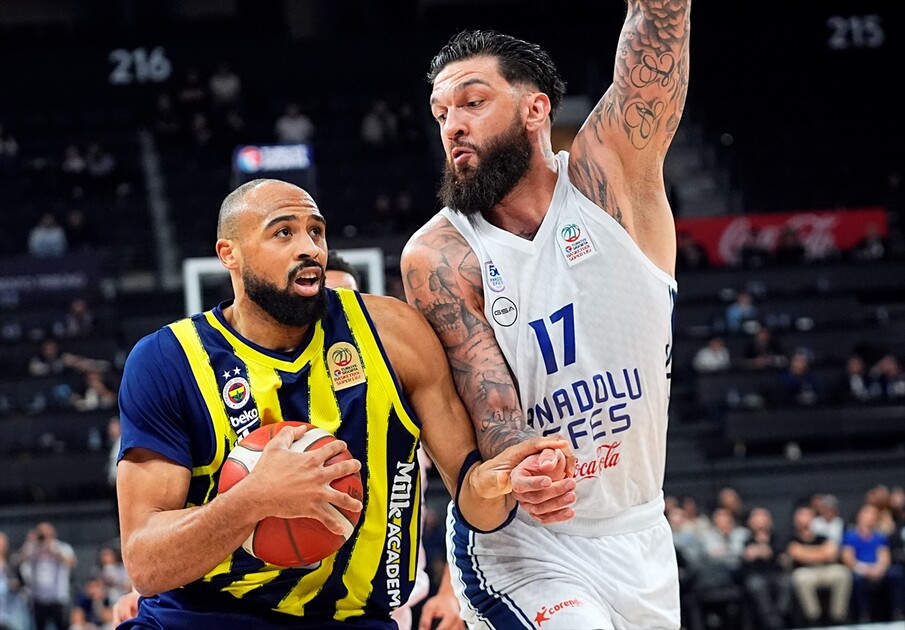 Anadolu Efes - Fenerbahçe Beko