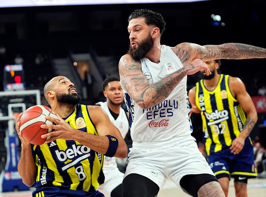 Anadolu Efes - Fenerbahçe Beko