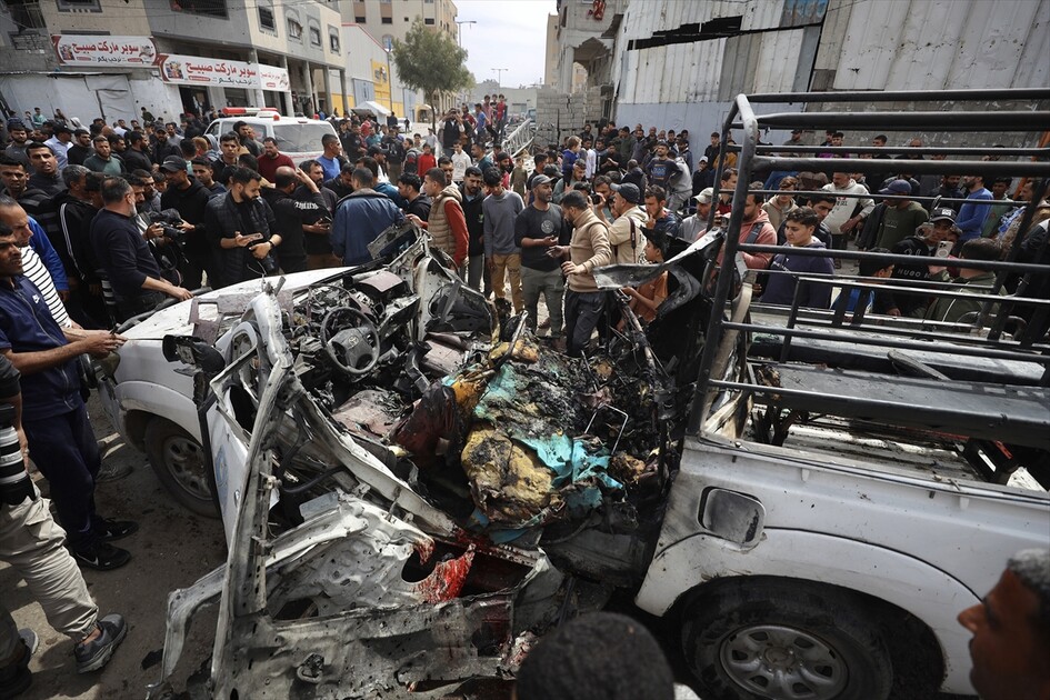 Israeli airstrike on police vehicle kills 4 in Gaza