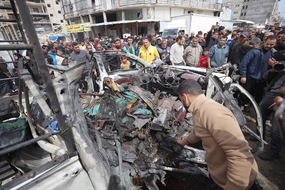 Israeli airstrike on police vehicle kills 4 in Gaza