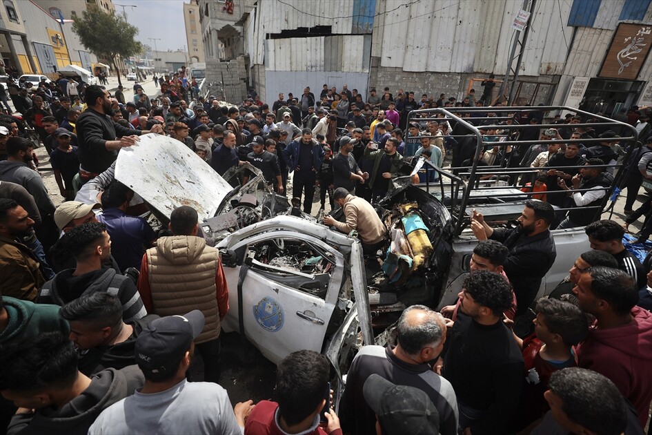Israeli airstrike on police vehicle kills 4 in Gaza