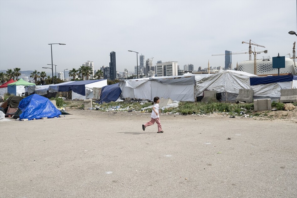 Displaced civilians struggle to survive in Beirut amid ongoing attacks