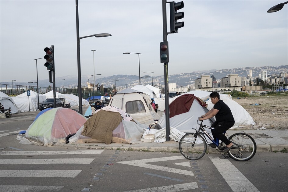 Displaced civilians struggle to survive in Beirut amid ongoing attacks