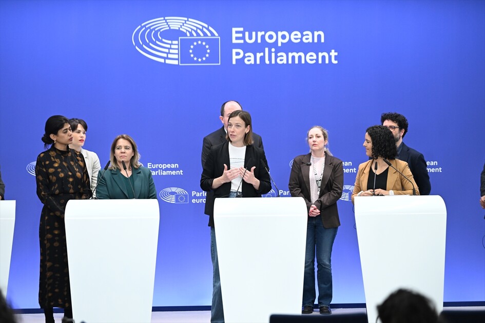 1 Million signatures campaign to suspend the EU-Israel Association Agreement in Brussels