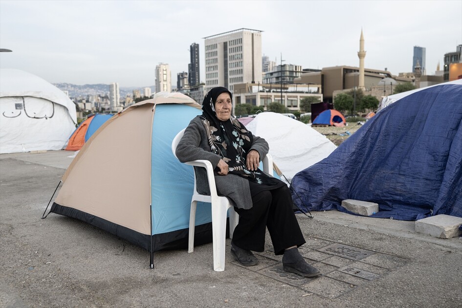 Displaced civilians struggle to survive in Beirut amid ongoing attacks