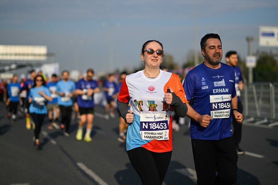 Türkiye İş Bankası 21. İstanbul Yarı Maratonu