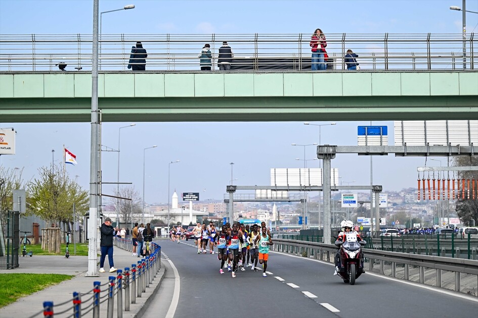 Türkiye İş Bankası 21. İstanbul Yarı Maratonu