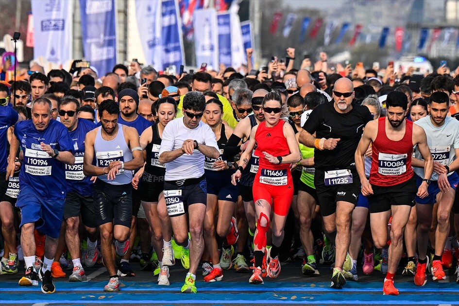 Türkiye İş Bankası 21. İstanbul Yarı Maratonu