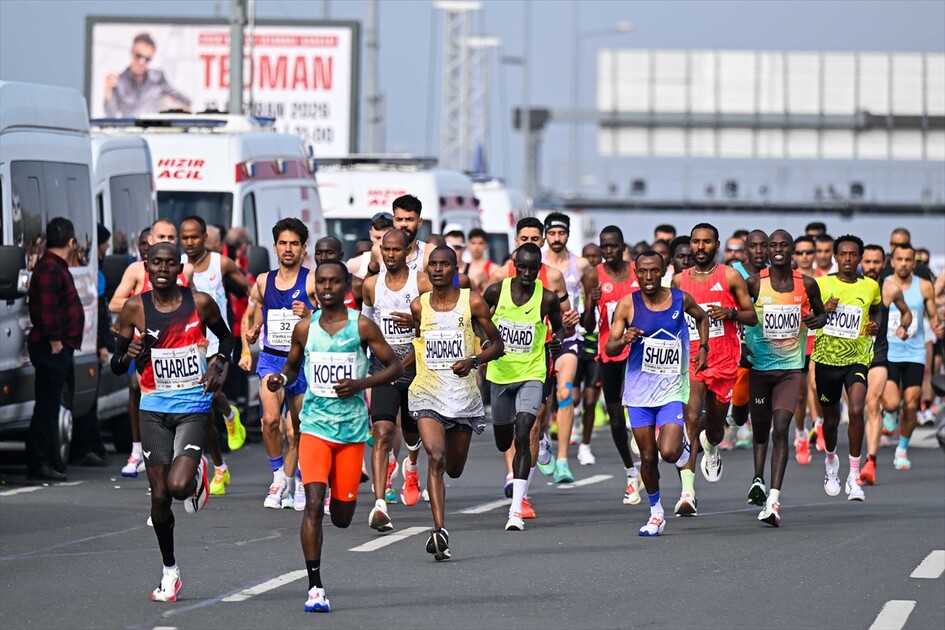 Türkiye İş Bankası 21. İstanbul Yarı Maratonu