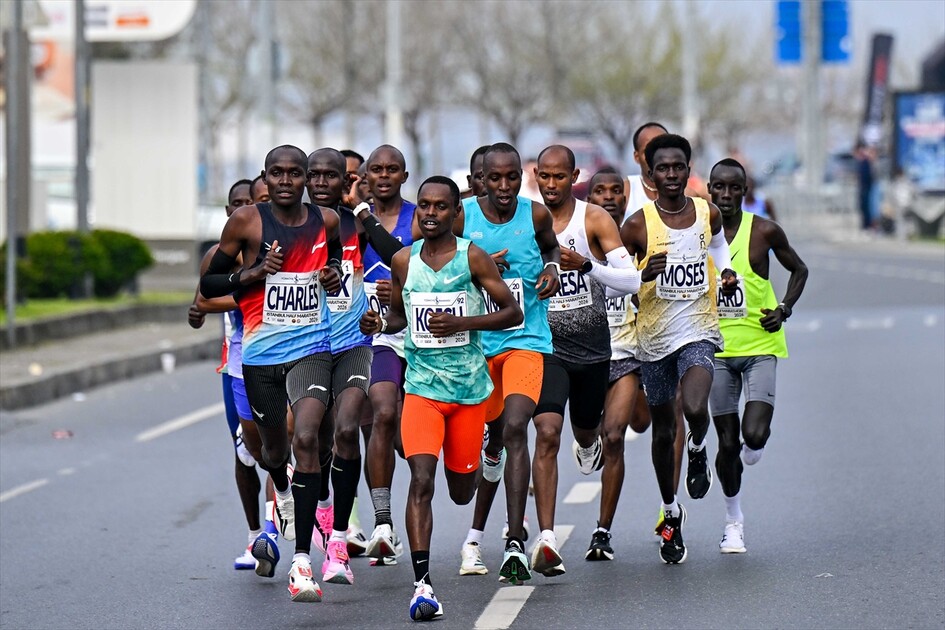 Türkiye İş Bankası 21. İstanbul Yarı Maratonu