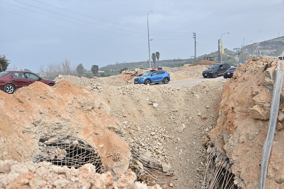 إعادة فتح جسرين رئيسيين قصفهما الجيش الإسرائيلي جنوبي لبنان