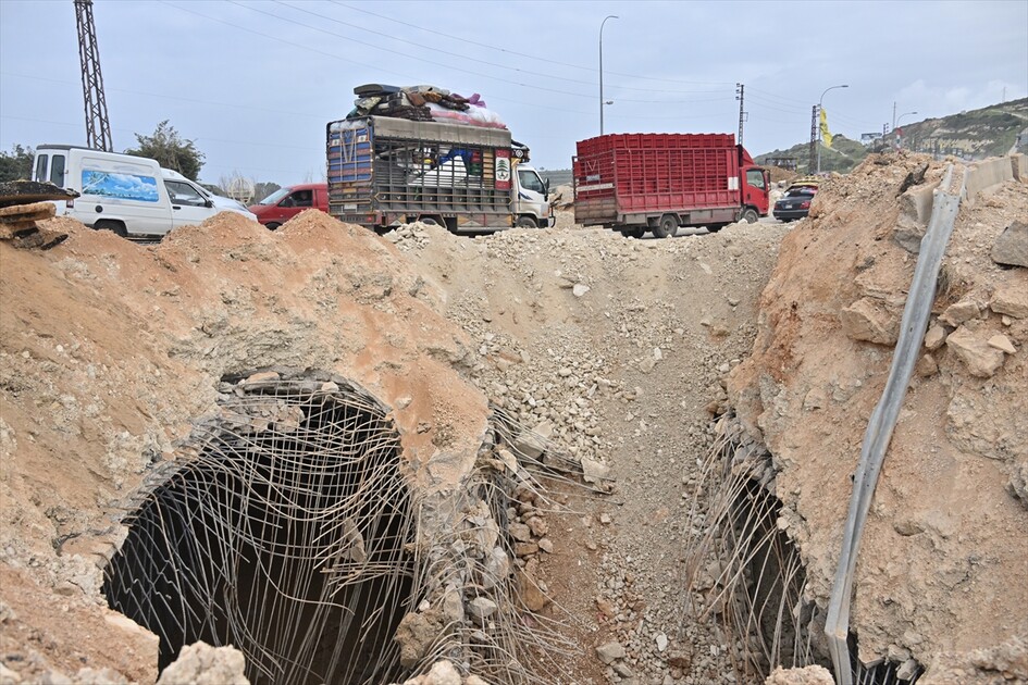 إعادة فتح جسرين رئيسيين قصفهما الجيش الإسرائيلي جنوبي لبنان