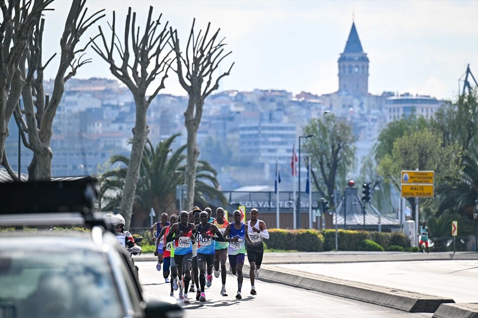 Türkiye İş Bankası 21. İstanbul Yarı Maratonu