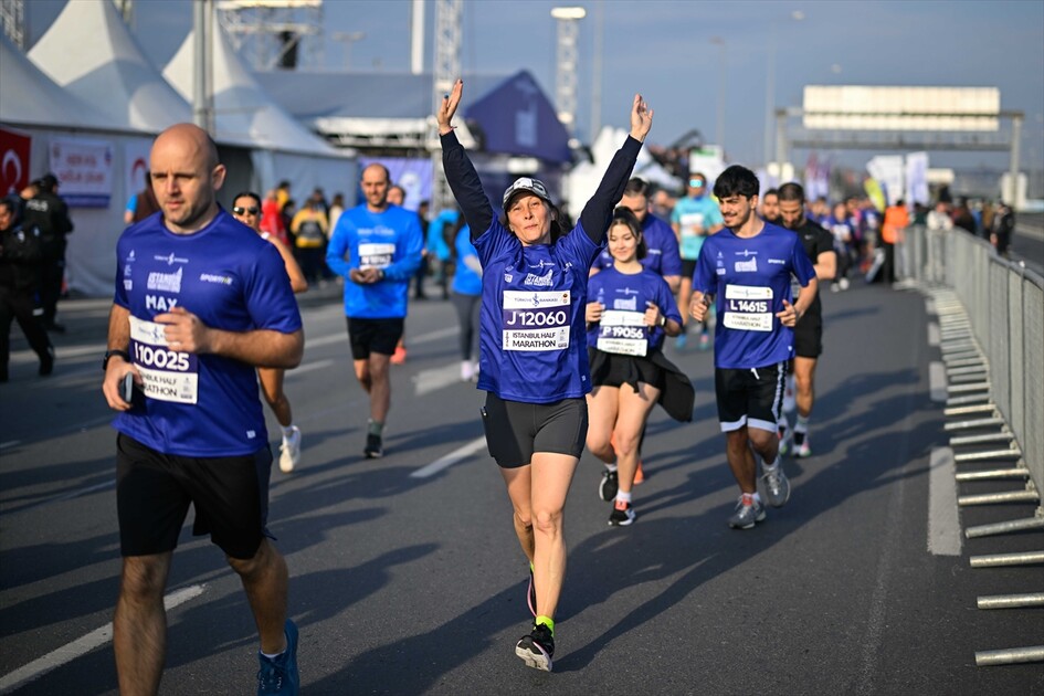 Türkiye İş Bankası 21. İstanbul Yarı Maratonu