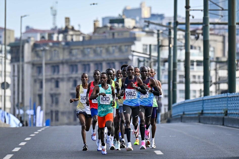 Türkiye İş Bankası 21. İstanbul Yarı Maratonu
