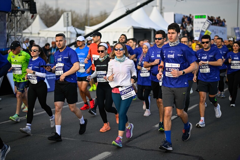 Türkiye İş Bankası 21. İstanbul Yarı Maratonu