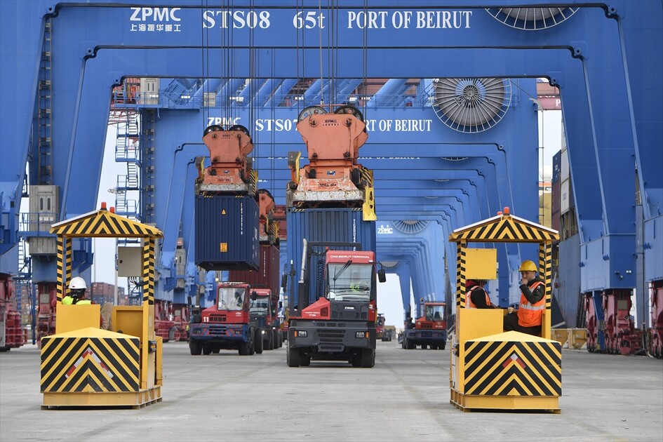 360 طن مساعدات.. دعم تركي متواصل لنازحي لبنان عقب عدوان إسرائيل