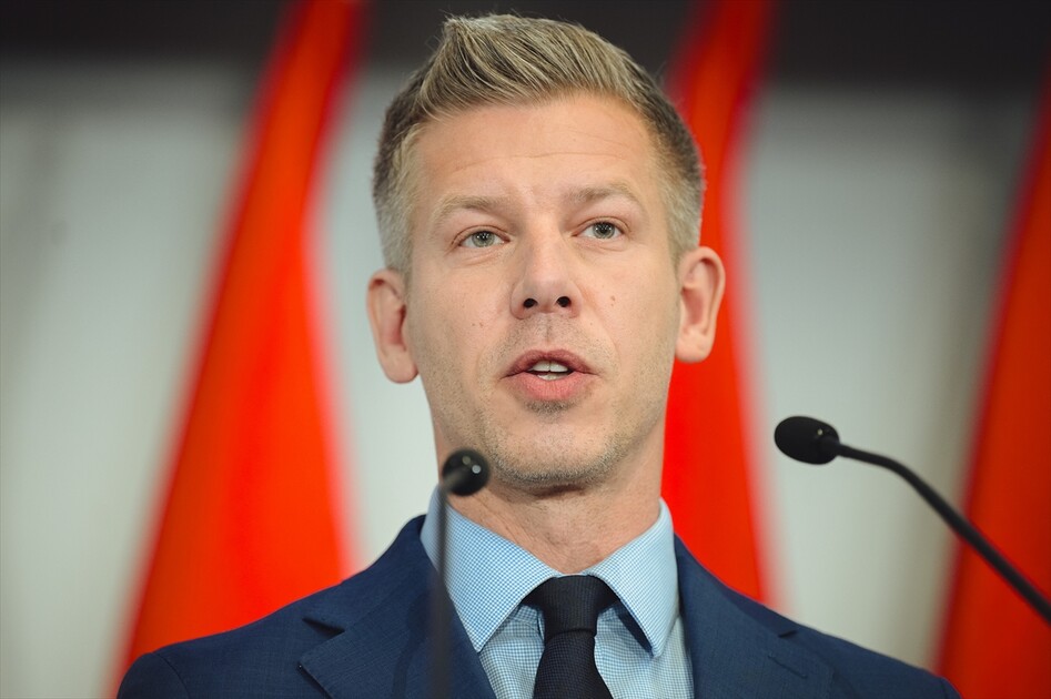 Hungarian TISZA party holds its very first parliamentary group meeting