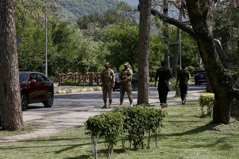 İslamabad'da ABD ile İran arasında yapılması beklenen müzakereler öncesi güvenlik önlemleri alındı