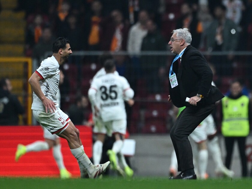 Galatasaray - Natura Dünyası Gençlerbirliği