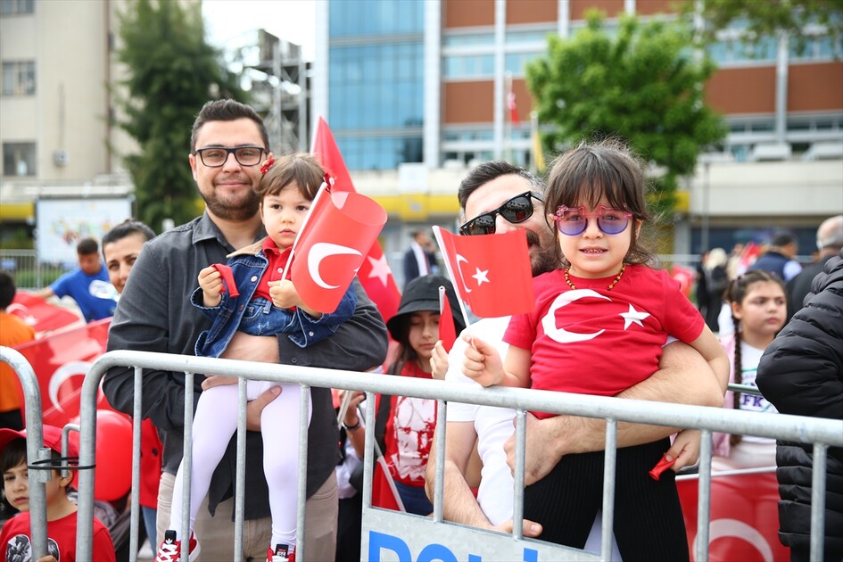 Adana'da 23 Nisan Ulusal Egemenlik ve Çocuk Bayramı kutlandı