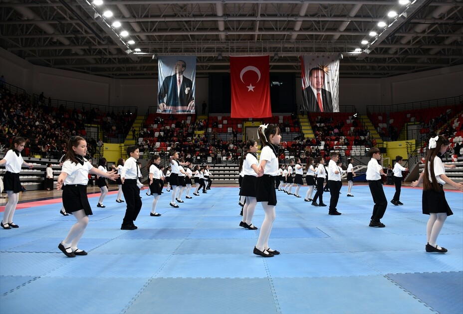 Kırıkkale'de 23 Nisan Ulusal Egemenlik ve Çocuk Bayramı kutlandı