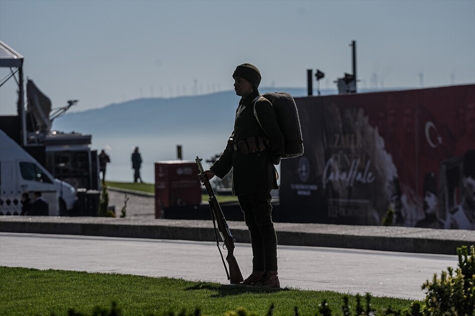 Şehitler Abidesi'nde Çanakkale Kara Savaşları'nın 111. yılı töreni düzenlendi