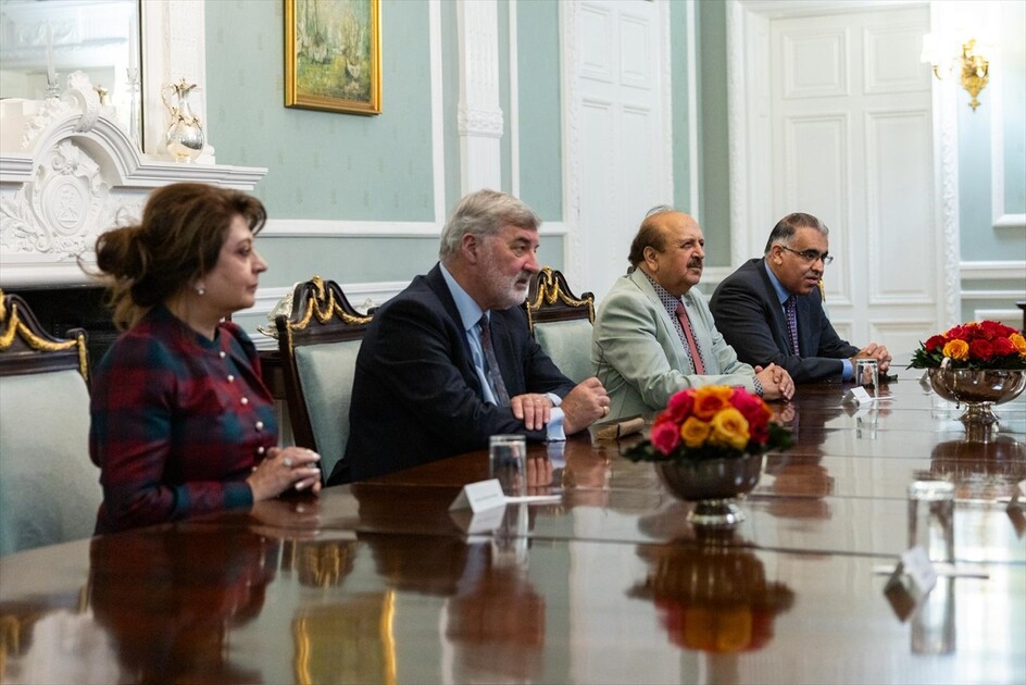 فيدان يلتقي أعضاء من مجلسي البرلمان البريطاني