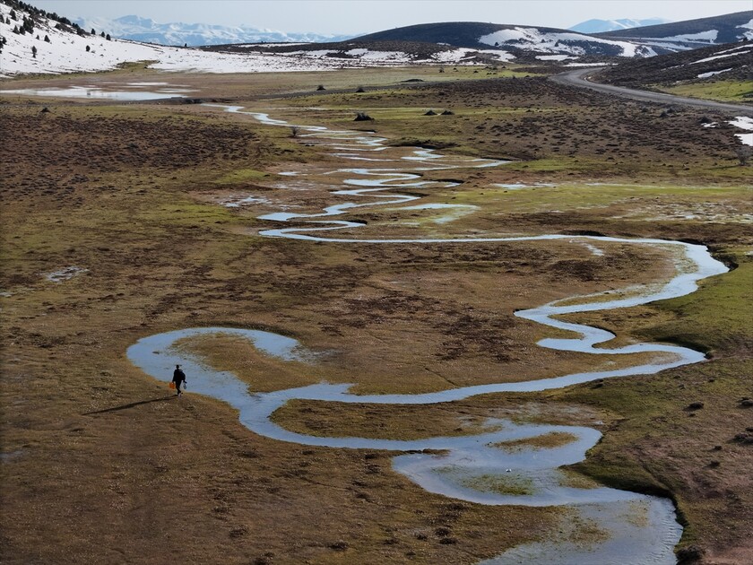 Bingöl'ün kuzeyinde kış, güneyinde bahar yaşanıyor