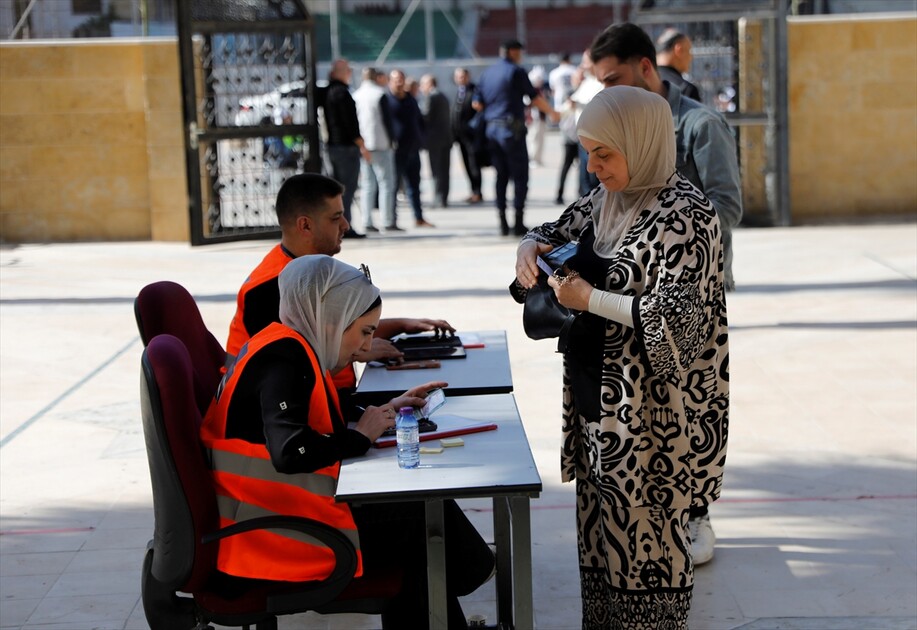 Local elections begin in West Bank
