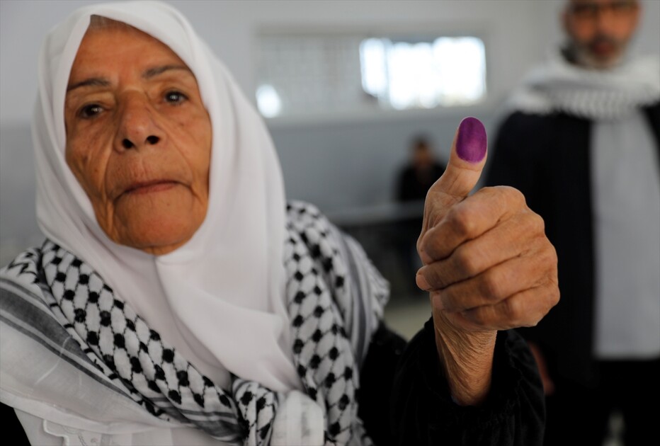 Local elections begin in West Bank