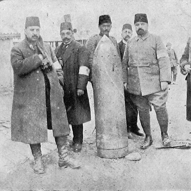 Çanakkale'de harp muhabirleri cephe gerisinde tarihe not düştü