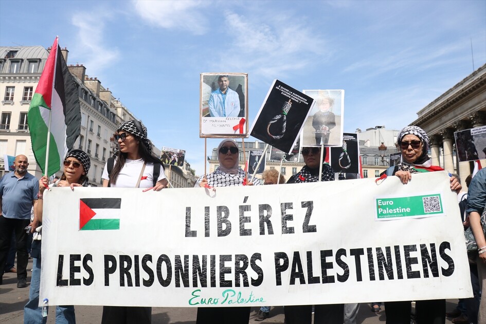 Fransa'da İsrail'in Filistinli esirleri hedef alan