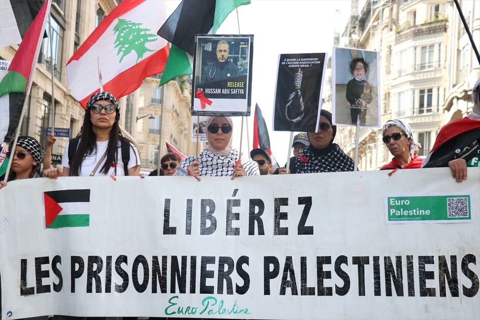 Fransa'da İsrail'in Filistinli esirleri hedef alan