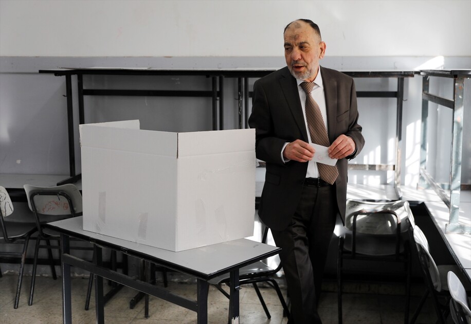 Local elections begin in West Bank