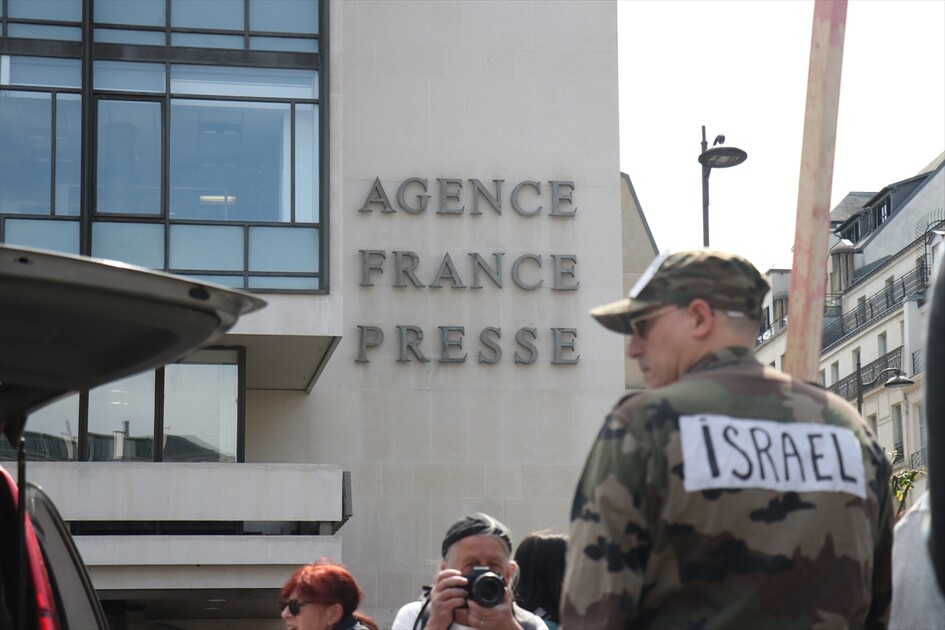 Fransa'da İsrail'in Filistinli esirleri hedef alan