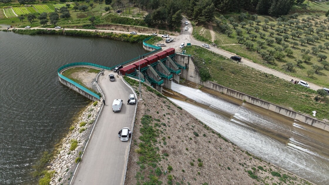 Hatay'da kritik seviyeleri g&ouml;ren barajlardaki doluluk oranı yağışlarla arttı