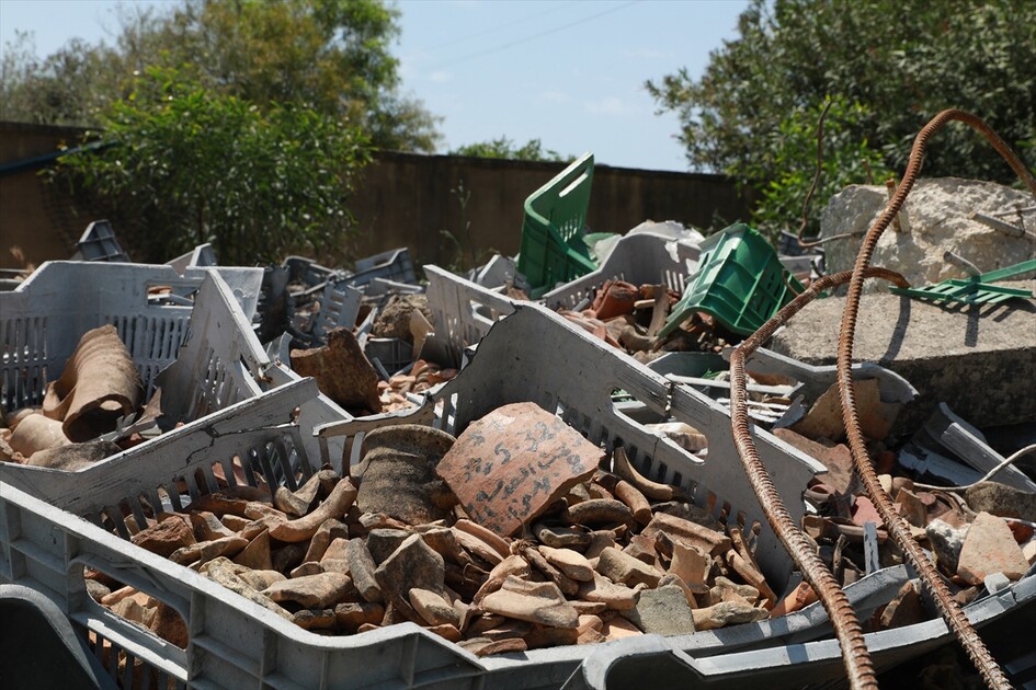 آثار لبنان في خطر.. إسرائيل تهاجم البشر والحجر