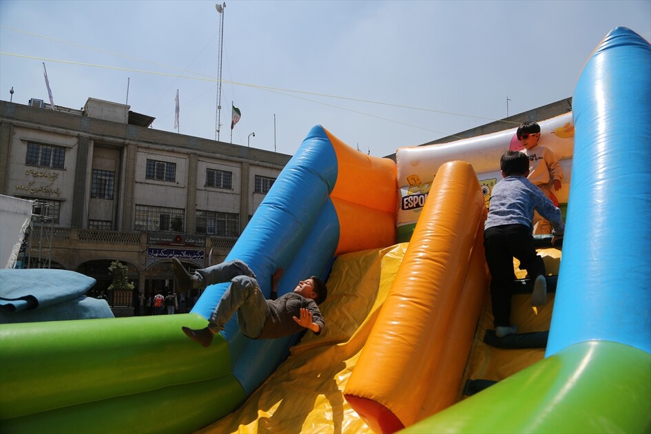 طهران.. عودة الحياة اليومية إلى وتيرتها الطبيعية مع سريان وقف إطلاق النار