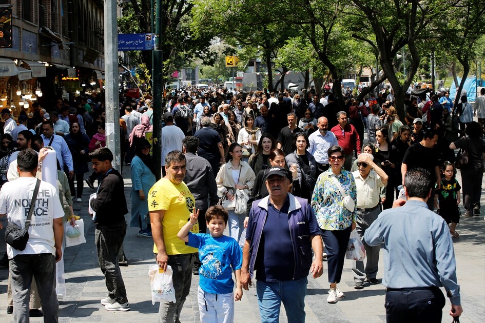 طهران.. عودة الحياة اليومية إلى وتيرتها الطبيعية مع سريان وقف إطلاق النار